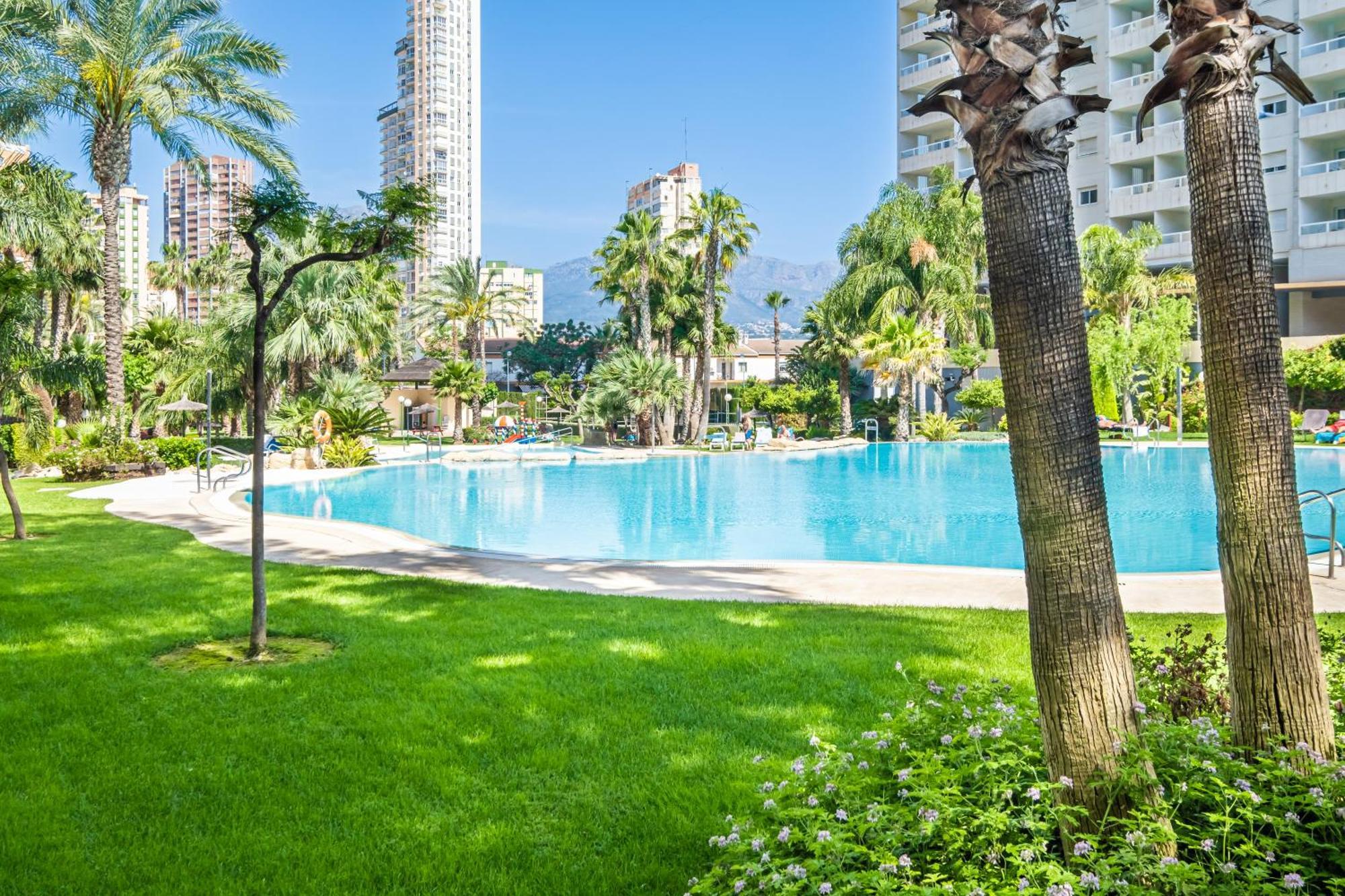 Gemelos 22-3-21D Benidorm Exterior foto