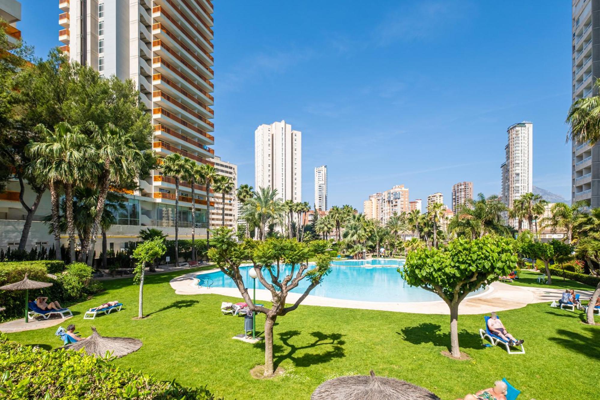 Gemelos 22-3-21D Benidorm Exterior foto