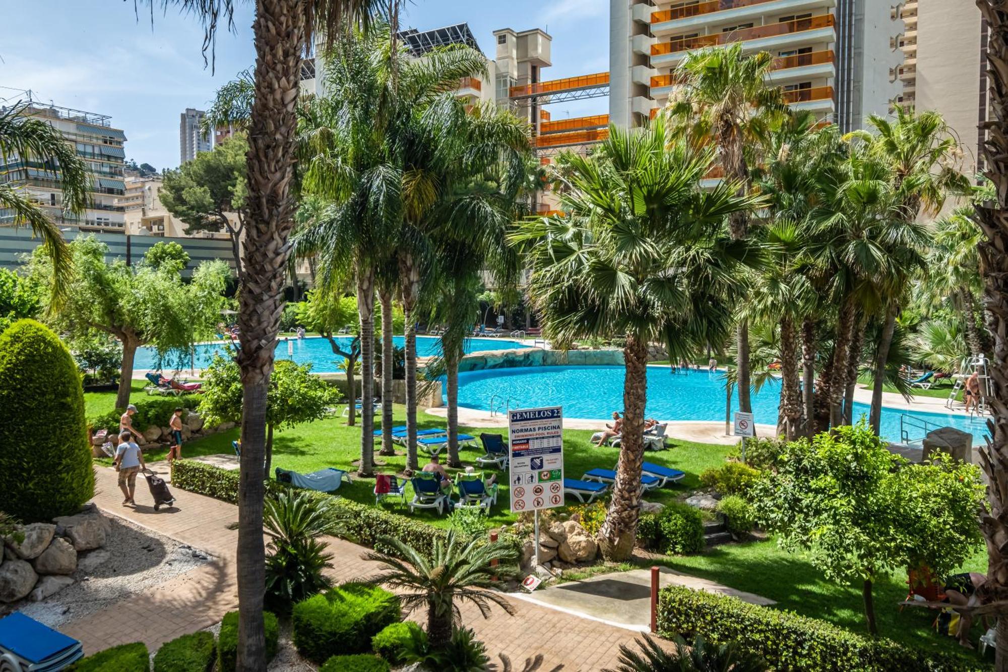 Gemelos 22-3-21D Benidorm Exterior foto